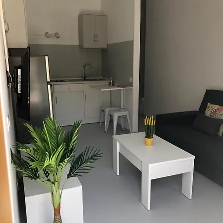 アパート Apartamento Central *